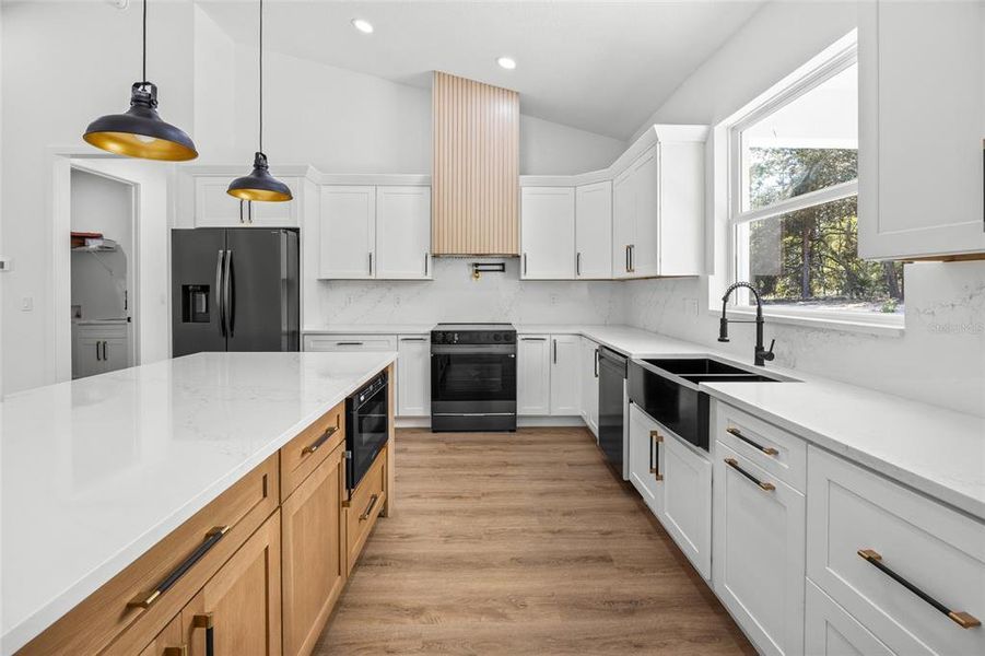 Furnished interior view inside a new home in , Ocala (Image 7).