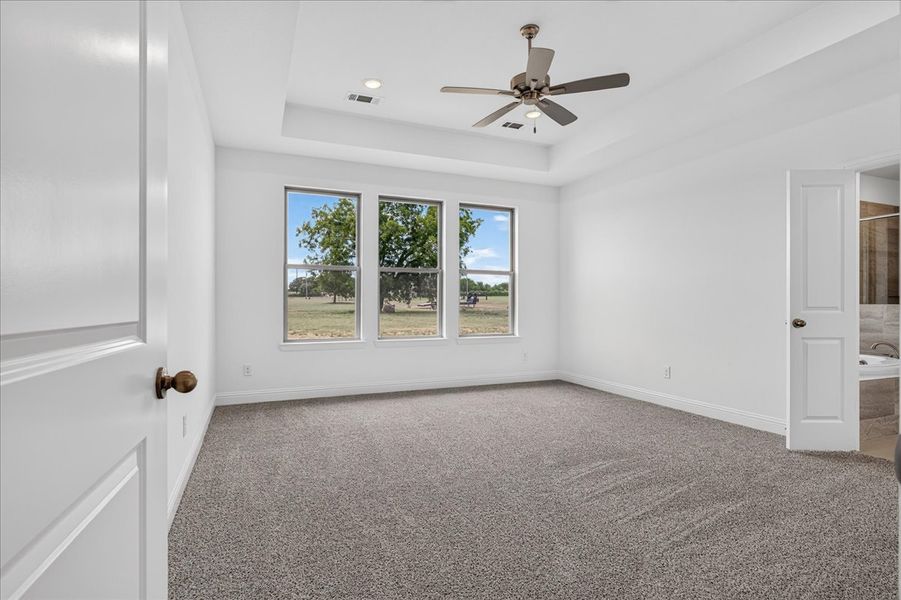 Spacious, unfurnished interior of a new home in Taylor Ranch, Springtown (Image 26).