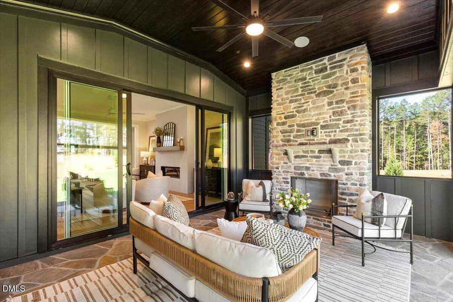 071-7824 Ailesbury Rd 071-7824 Ailesbury Rd