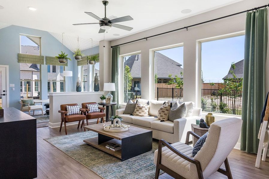 Furnished interior view inside a new home in Prairieland Village 40' Homesites, Cypress (Image 10). Furnished interior view inside a new home in Prairieland Village 40' Homesites, Cypress (Image 10).