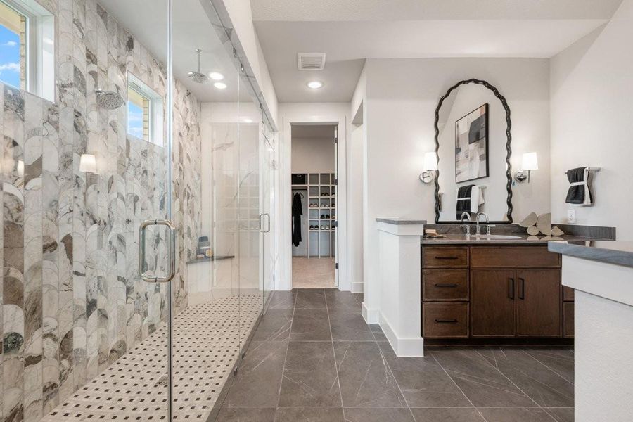 Representative images and renderings are for illustrative purposes. Actual structural options and design finishes of home may vary.