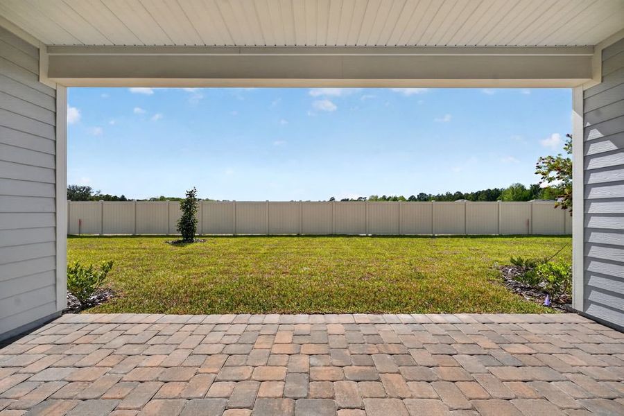 Exterior details and patio area of a home in Headwaters at Lofton Creek, Yulee (Image 3).
