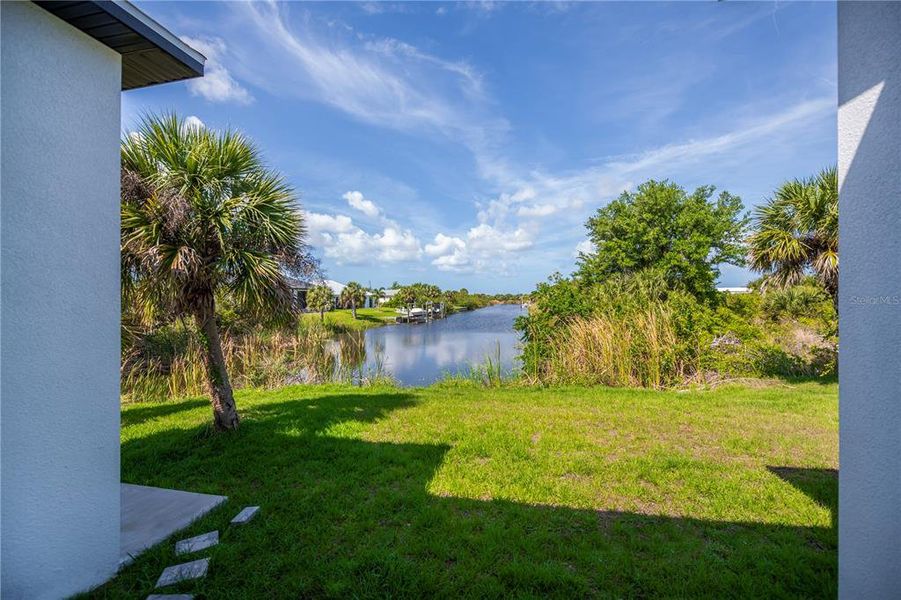 Exterior details and patio area of a home in , Port Charlotte (Image 35).