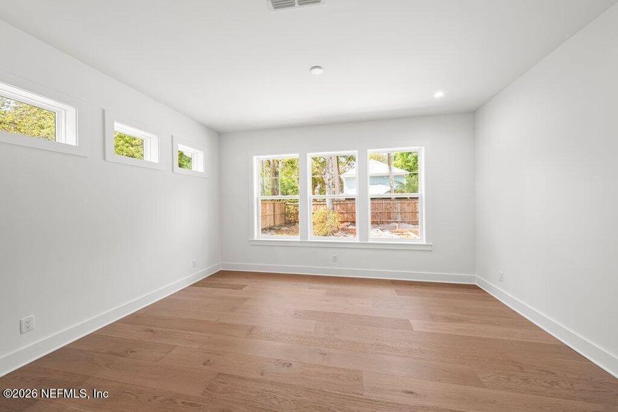 Spacious, unfurnished interior of a new home in , Atlantic Beach (Image 32).