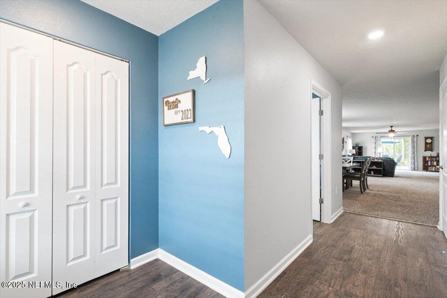 Spacious, unfurnished interior of a new home in River Glen Express, Yulee (Image 18).