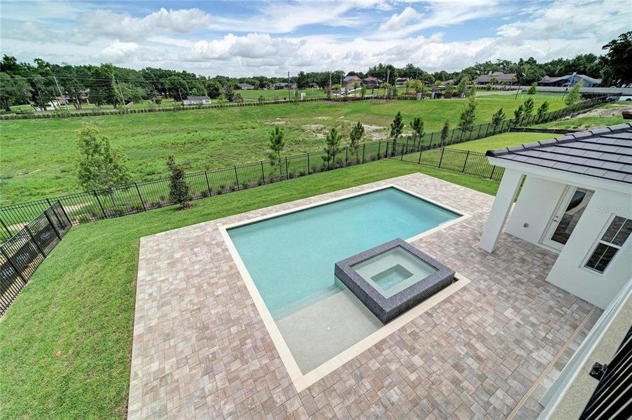 Exterior details and patio area of a home in Barrington Preserve, Parrish (Image 3).