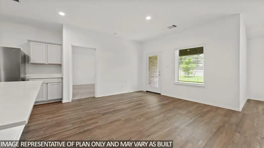 Spacious, unfurnished interior of a new home in Harrington Trails at The Canopies, Splendora (Image 8). Spacious, unfurnished interior of a new home in Harrington Trails at The Canopies, Splendora (Image 8).