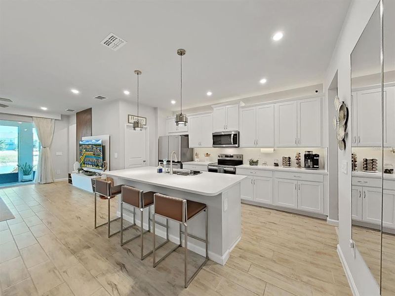 Furnished interior view inside a new home in , Lutz (Image 9).