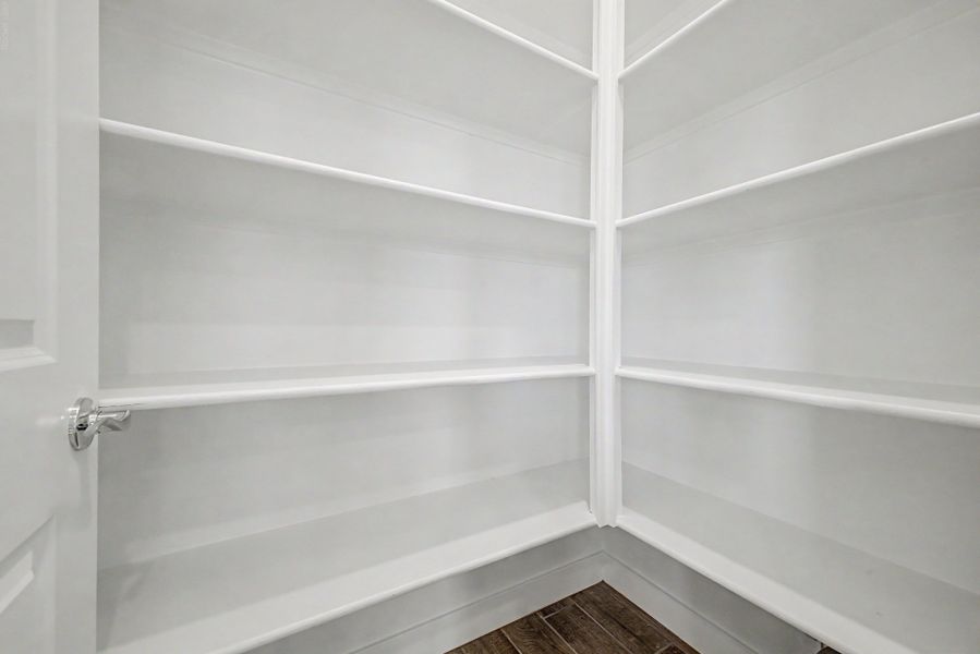 Spacious, unfurnished interior of a new home in Bella Storia, Gilbert (Image 11).