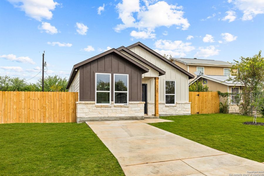 Front exterior of a new home in , San Antonio, TX, highlighting curb appeal (Image 26). Front exterior of a new home in , San Antonio, TX, highlighting curb appeal (Image 26).
