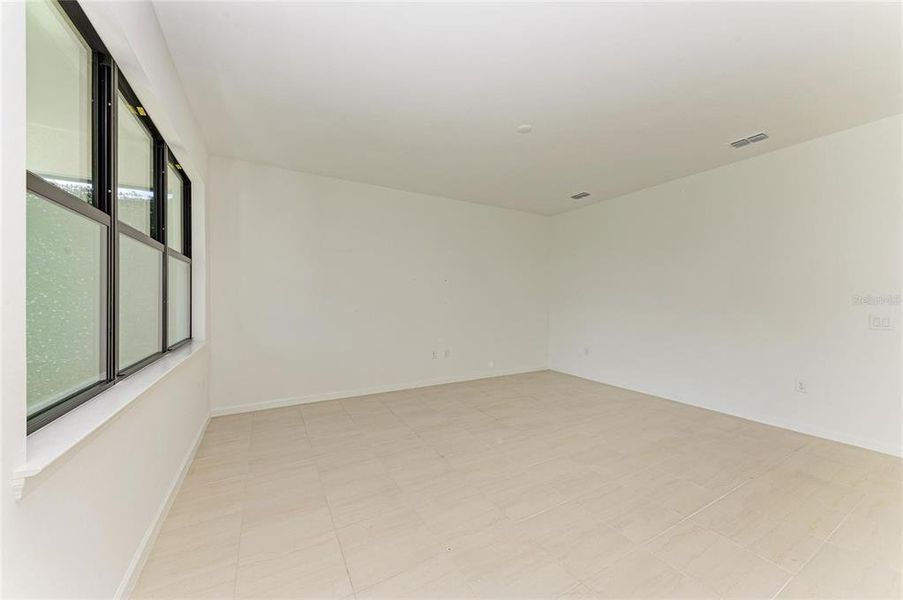 Spacious, unfurnished interior of a new home in , Bradenton (Image 35). Spacious, unfurnished interior of a new home in , Bradenton (Image 35).