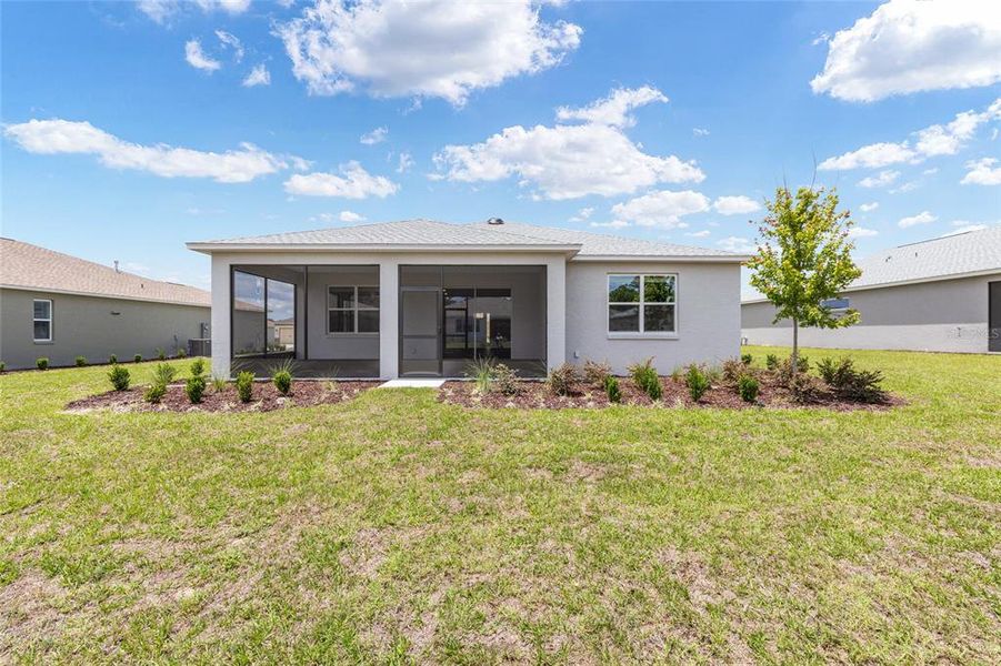 Exterior details and patio area of a home in , Ocala (Image 23).