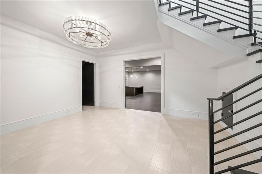 Spacious, unfurnished interior of a new home in , Sandy Springs (Image 72).
