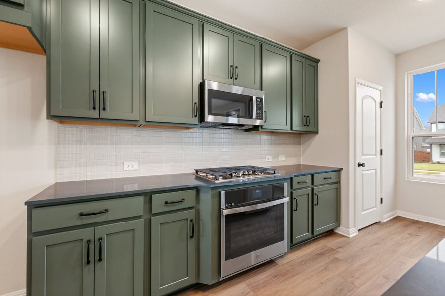 Representative furnished interior of a home built from the Robin by Ashton Woods in The Cottages at Lariat, Liberty Hill (Image 13). Representative furnished interior of a home built from the Robin by Ashton Woods in The Cottages at Lariat, Liberty Hill (Image 13).