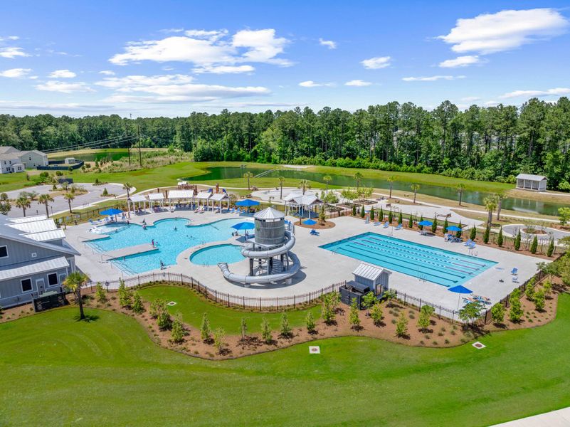 Community amenities in , Summerville (Image 24).