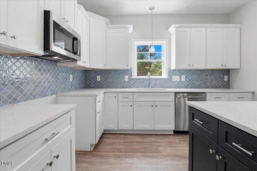 20-115 Sagewood Dr-20