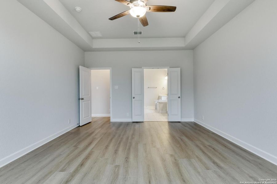 Spacious, unfurnished interior of a new home in The Heritage at Saddlebrook Ranch 70's, Schertz (Image 31). Spacious, unfurnished interior of a new home in The Heritage at Saddlebrook Ranch 70's, Schertz (Image 31).