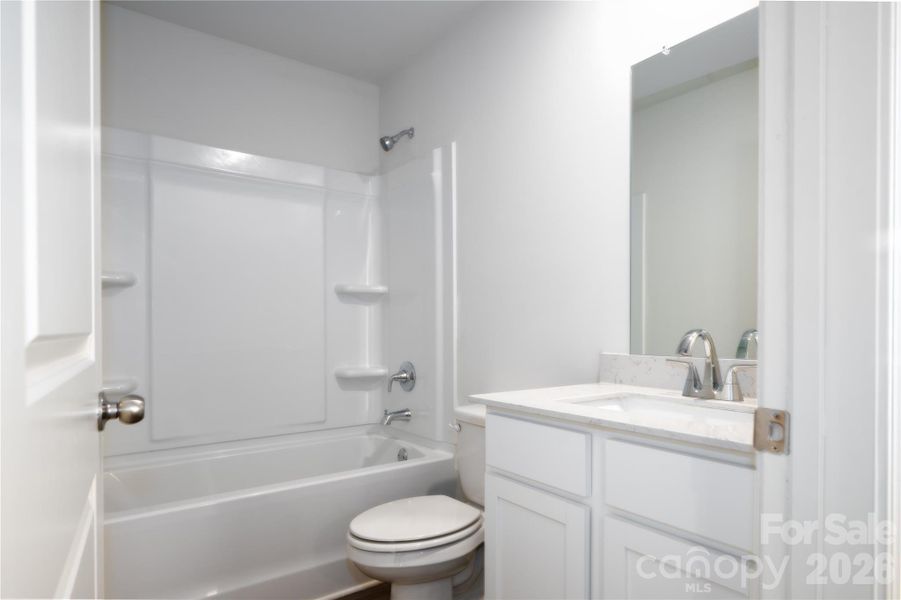 Furnished interior view inside a new home in Riverdale Hills, Spartanburg (Image 6).