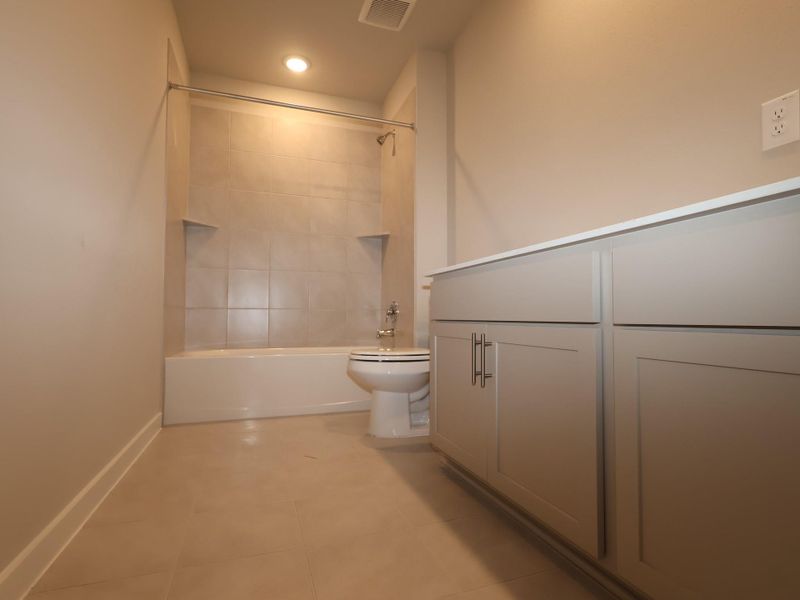 Image 22 of a home in Cascades at Onion Creek.