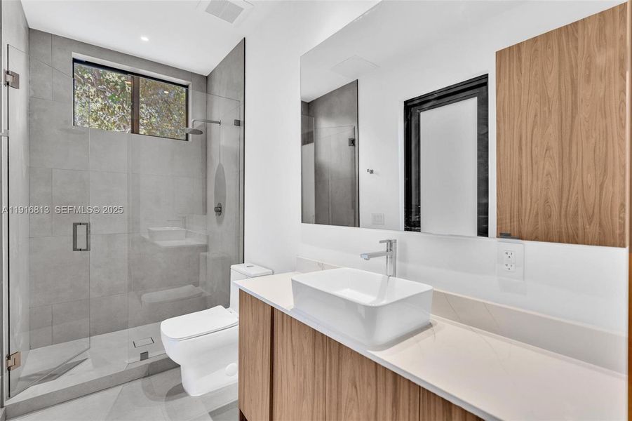 Furnished interior view inside a new home in , Miami (Image 38).