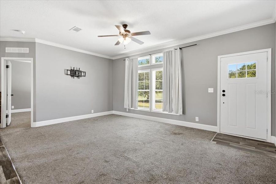 Spacious, unfurnished interior of a new home in , Bushnell (Image 25).