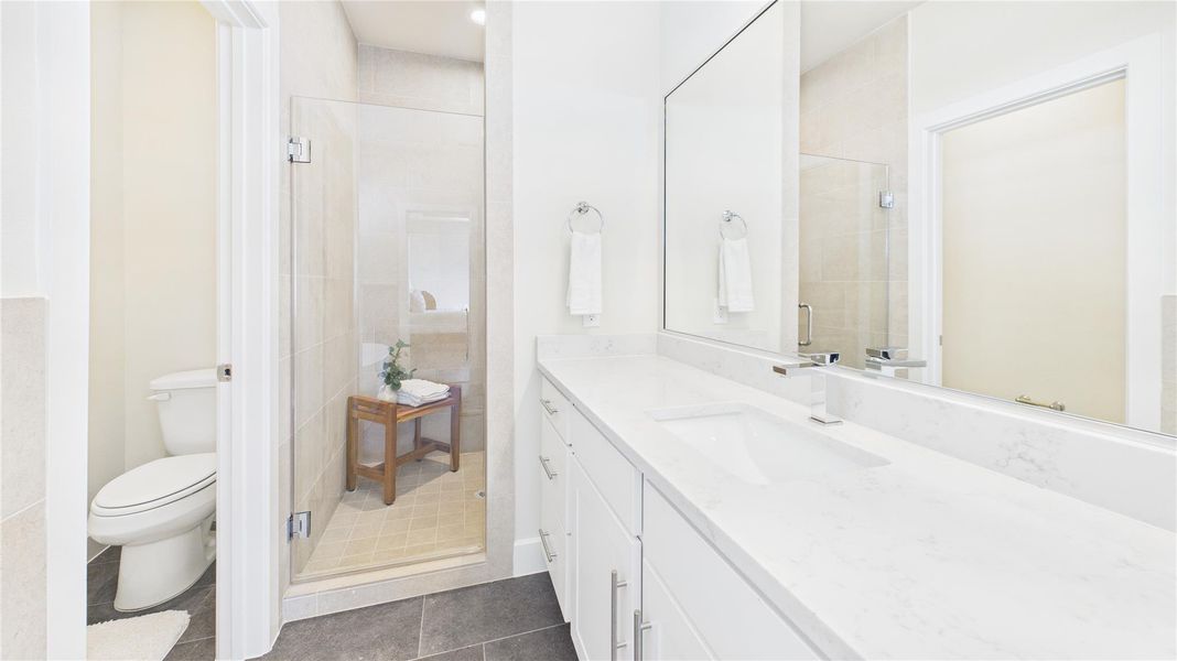 Furnished interior view inside a new home in Kolbe Square, Houston (Image 33). Furnished interior view inside a new home in Kolbe Square, Houston (Image 33).