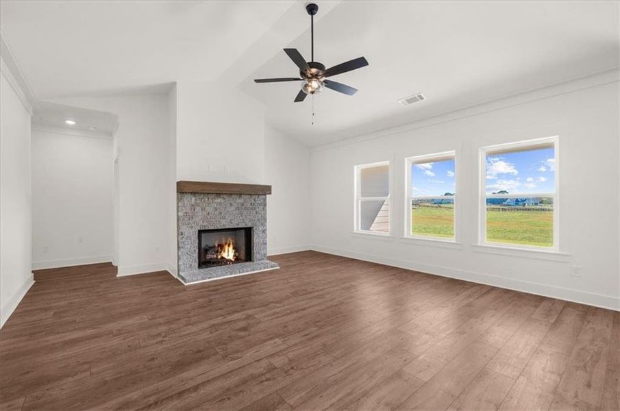 Spacious, unfurnished interior of a new home in , Cumming (Image 38).
