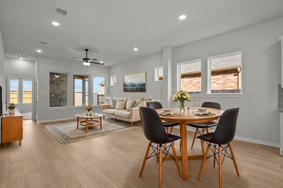 The Stonewood - Dining