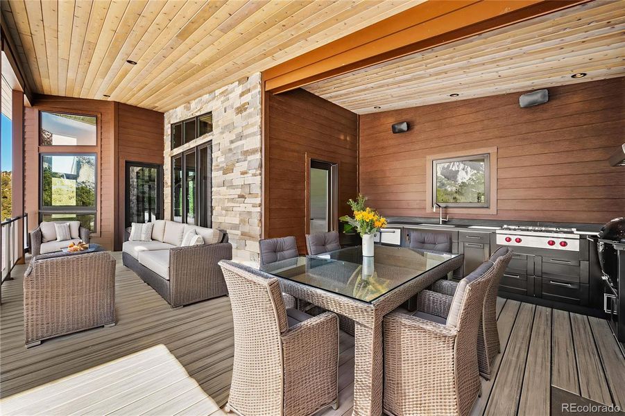 Virtually staged outdoor kitchen Virtually staged outdoor kitchen