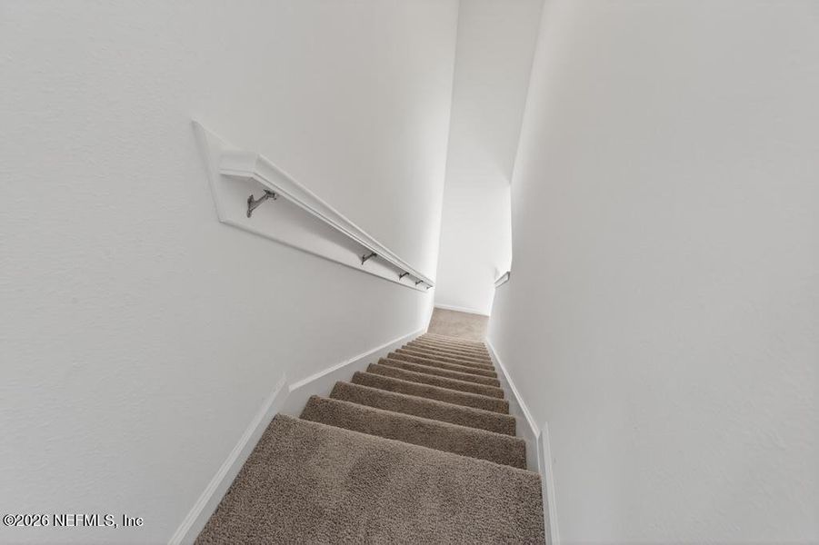 Spacious, unfurnished interior of a new home in , Jacksonville (Image 48).