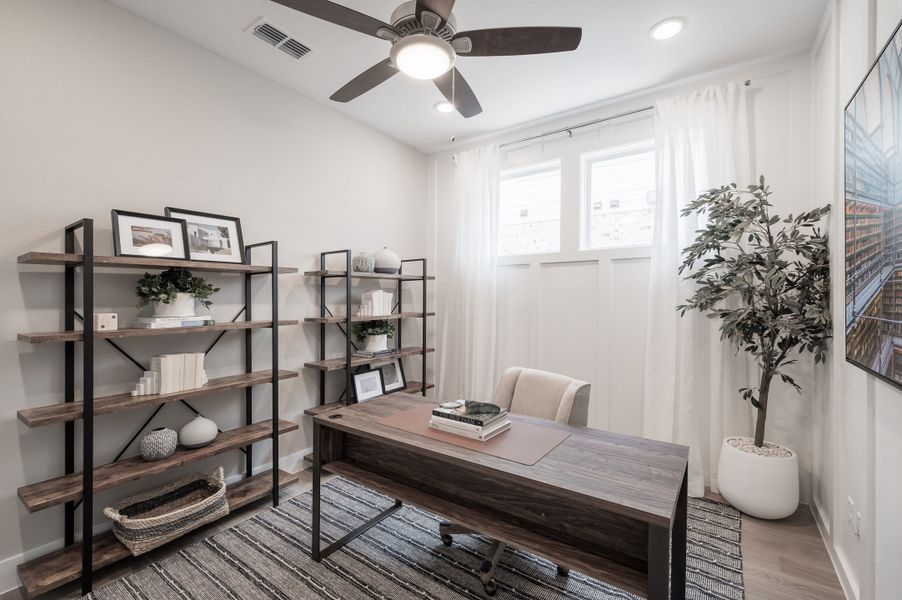 Representative furnished interior of a home built from the Verdin by Tri Pointe Homes in Pecan Ridge, Fulshear (Image 45).