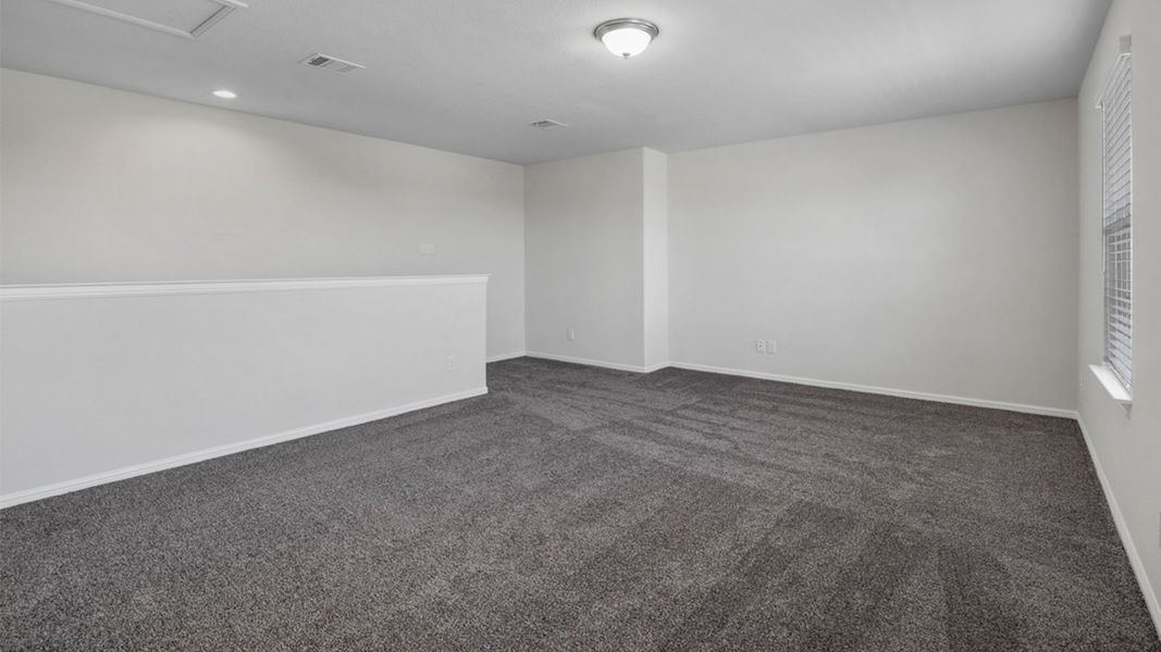Spacious, unfurnished interior of a new home in Rock Creek West, Fort Worth (Image 39).