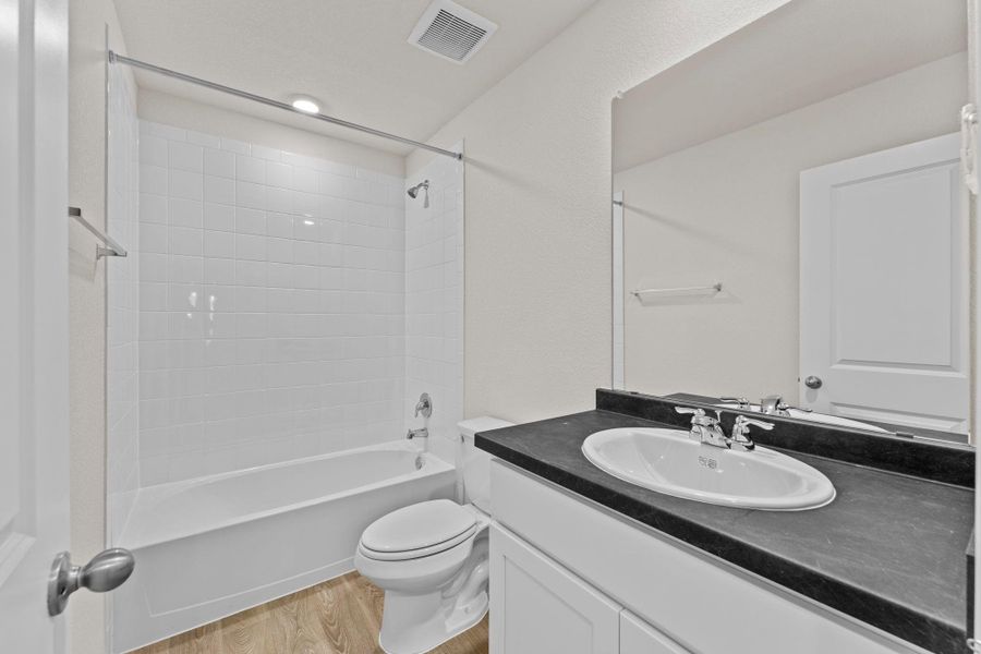 Furnished interior view inside a new home in Bollinger, Maxwell (Image 7).