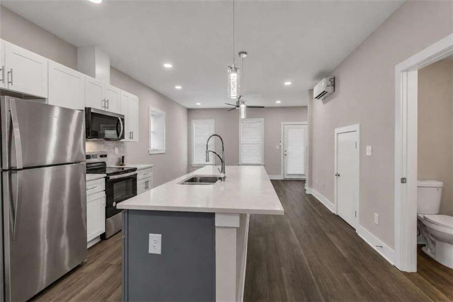 Furnished interior view inside a new home in , Atlanta (Image 6).