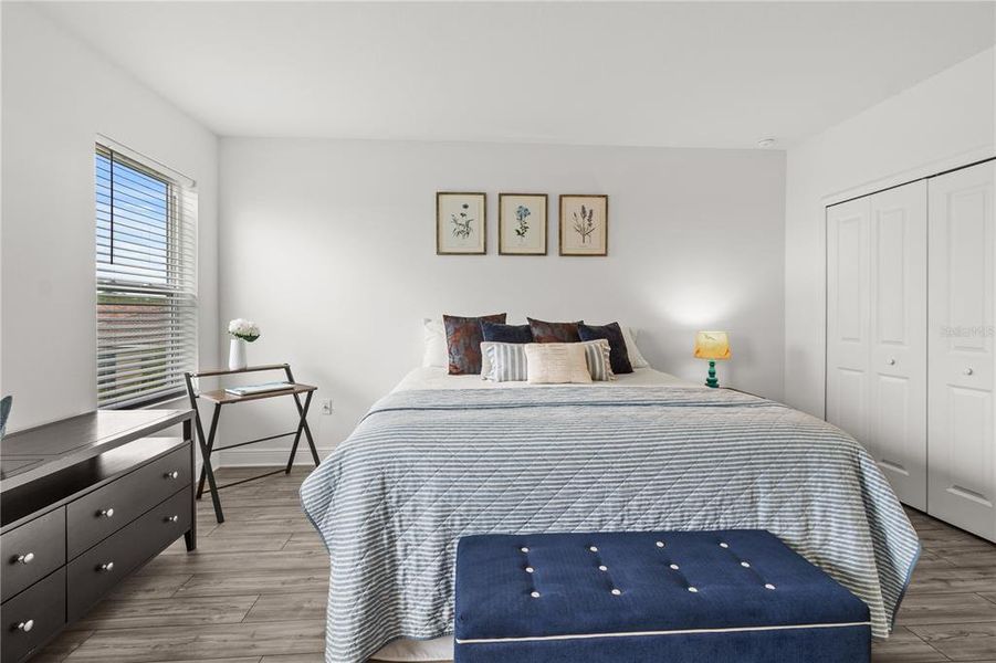 Furnished interior view inside a new home in , Sarasota (Image 59).