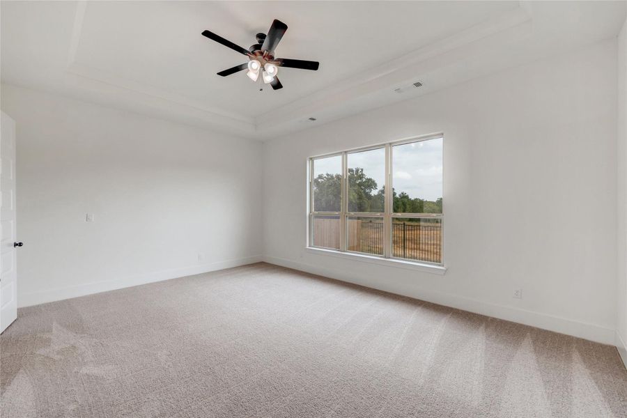 Representative image. Features, specifications, selections and colors may vary. Representative image. Features, specifications, selections and colors may vary.