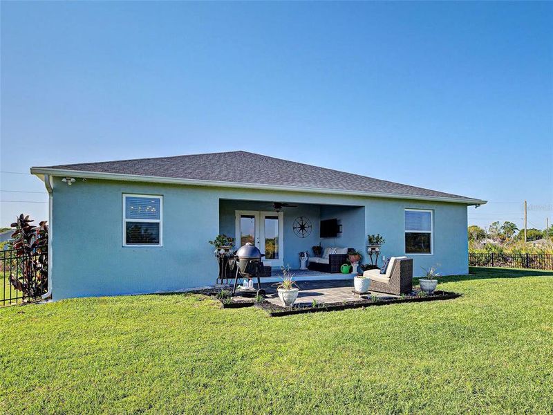 Exterior details and patio area of a home in , Port Charlotte (Image 24). Exterior details and patio area of a home in , Port Charlotte (Image 24).