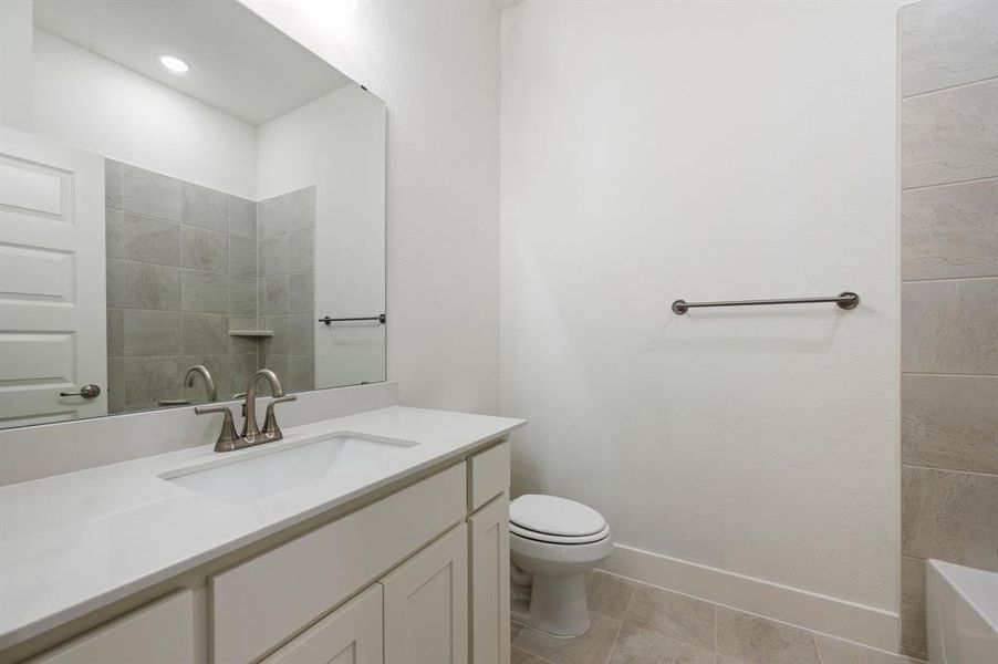 Furnished interior view inside a new home in Saddleback Estates, Boyd (Image 13). Furnished interior view inside a new home in Saddleback Estates, Boyd (Image 13).