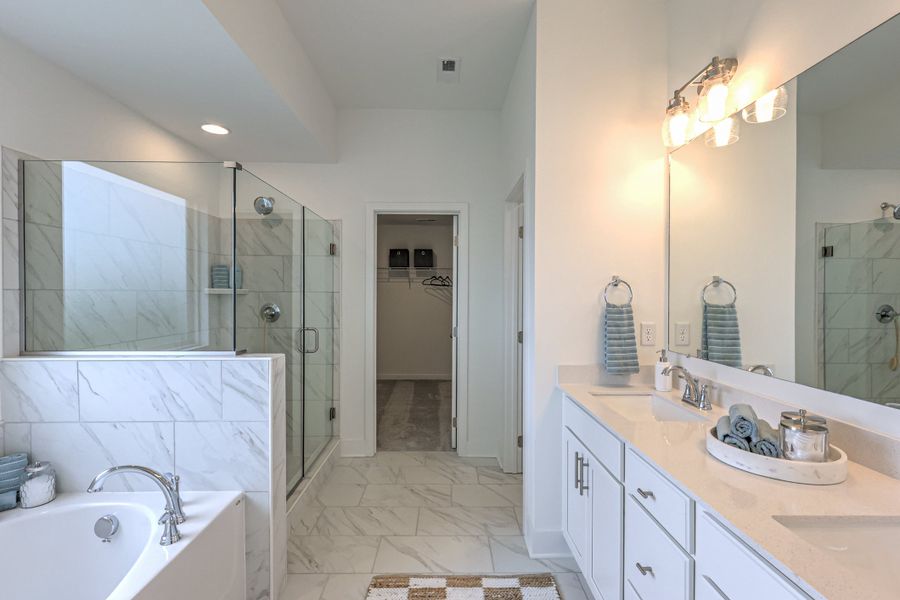 *Photo of example Model Home. Selections and finishes may vary. *Photo of example Model Home. Selections and finishes may vary.