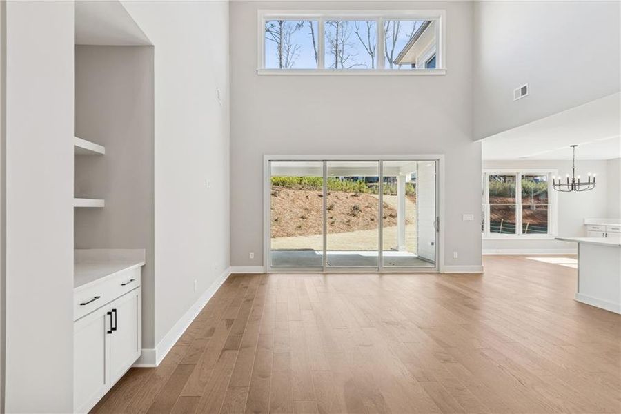 Spacious, unfurnished interior of a new home in Ellis, Marietta (Image 13).