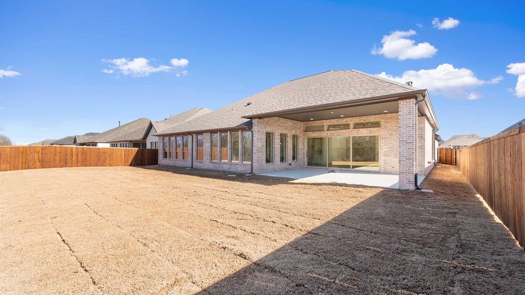 Exterior details and patio area of a home in Sonoma Verde, McLendon-Chisholm (Image 3).