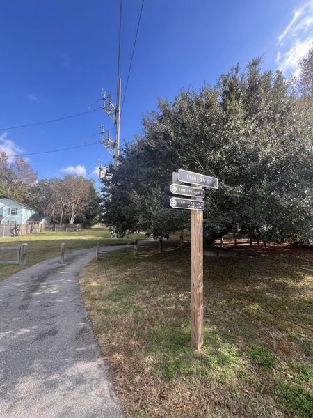 Community amenities in , Charleston (Image 15).