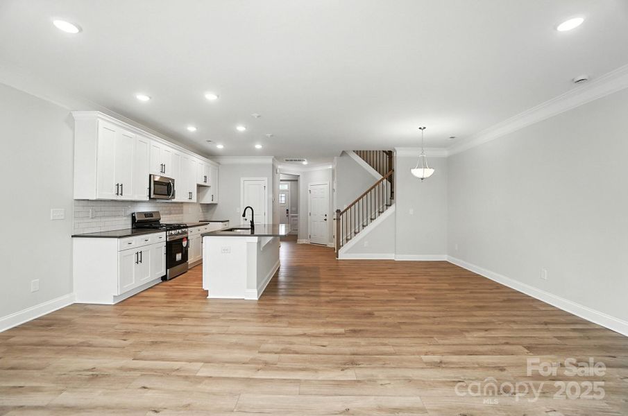 Spacious, unfurnished interior of a new home in Harrisburg Village, Harrisburg (Image 39). Spacious, unfurnished interior of a new home in Harrisburg Village, Harrisburg (Image 39).