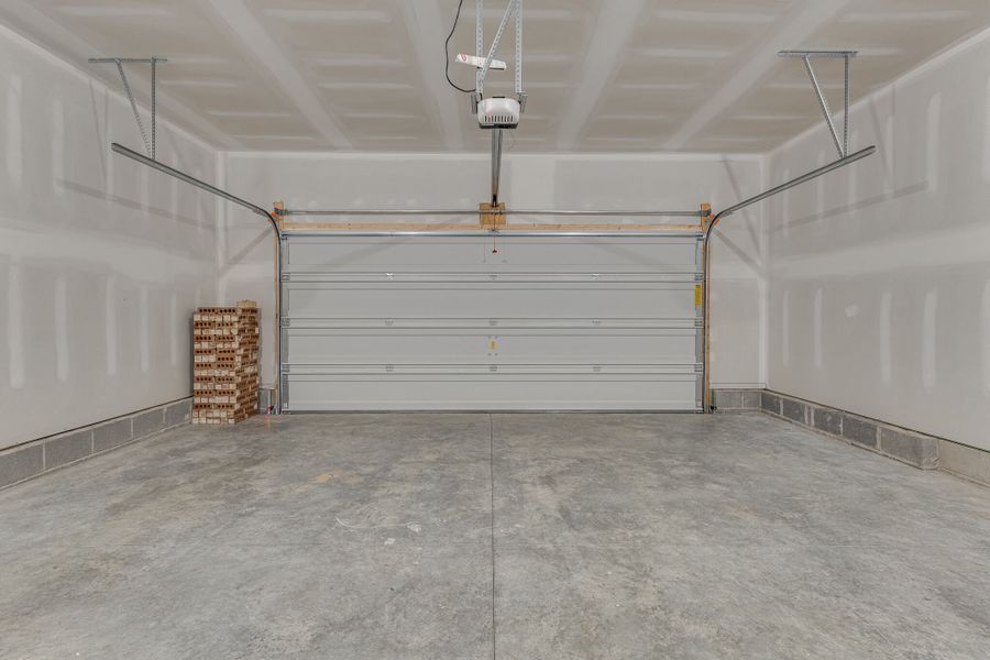 Elba GY, Single Family Home