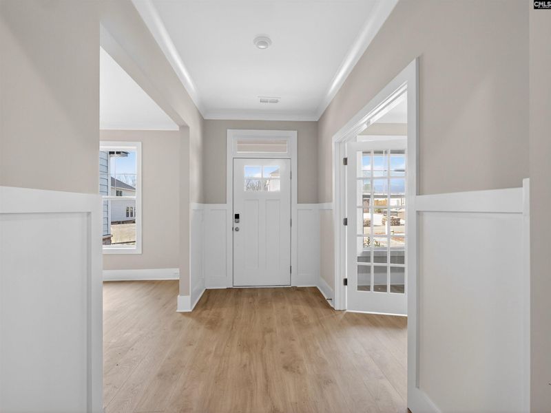 Spacious, unfurnished interior of a new home in Collins Cove, Chapin (Image 14).