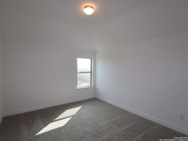 Spacious, unfurnished interior of a new home in Everly Estates, San Antonio (Image 20).