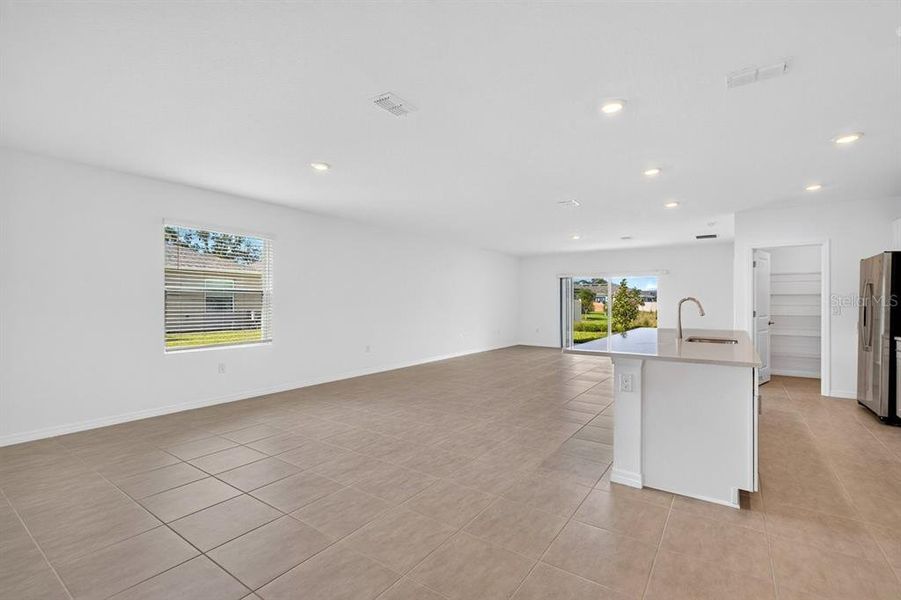 Spacious, unfurnished interior of a new home in Riverfront, Edgewater (Image 51). Spacious, unfurnished interior of a new home in Riverfront, Edgewater (Image 51).