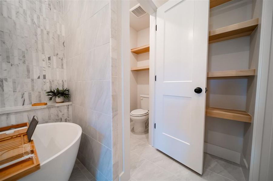 Furnished interior view inside a new home in , Springtown (Image 11).