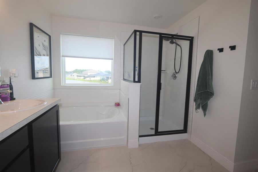 21 Master Up bath