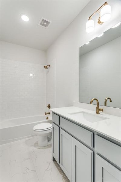 Furnished interior view inside a new home in Reatta Ridge, Justin (Image 8).